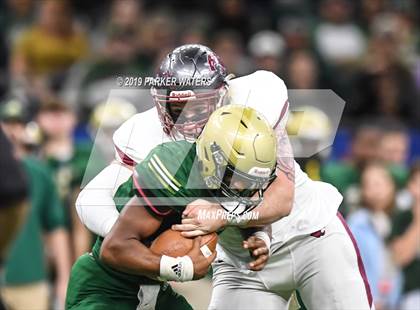 Thumbnail 1 in Acadiana vs. Destrehan (LHSAA Class 5A State Final) photogallery.