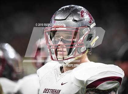 Thumbnail 3 in Acadiana vs. Destrehan (LHSAA Class 5A State Final) photogallery.