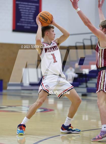 Thumbnail 2 in Viewmont @ WoodsCross photogallery.