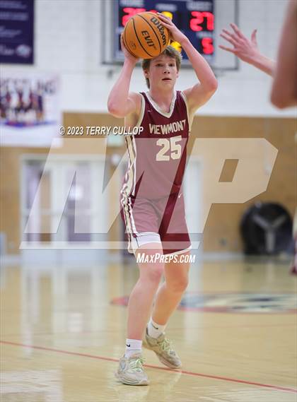 Thumbnail 2 in Viewmont @ WoodsCross photogallery.