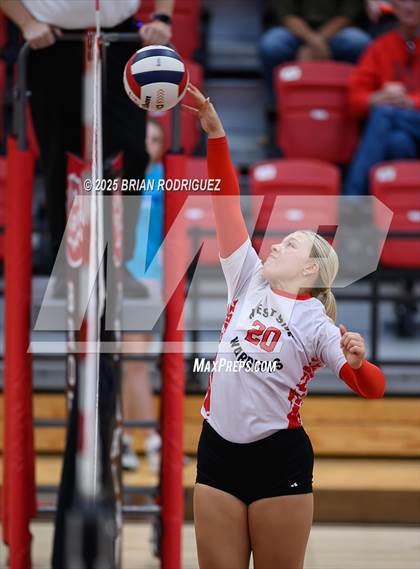 Thumbnail 1 in Westside vs. Hall (AAA 4A East Regional Round 1) photogallery.