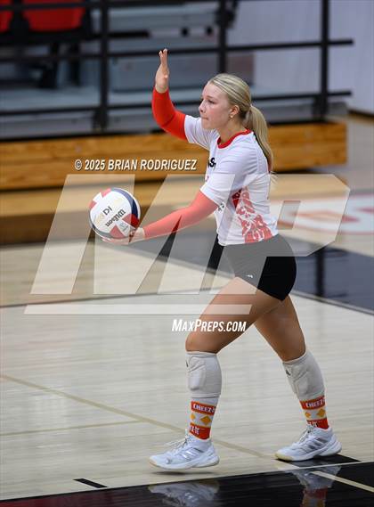 Thumbnail 1 in Westside vs. Hall (AAA 4A East Regional Round 1) photogallery.