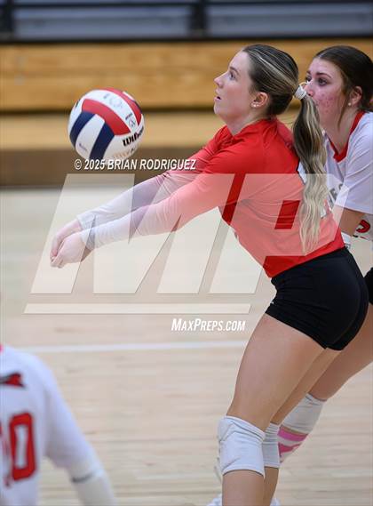 Thumbnail 1 in Westside vs. Hall (AAA 4A East Regional Round 1) photogallery.