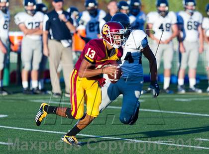 Thumbnail 2 in Central Catholic vs. Skyview photogallery.
