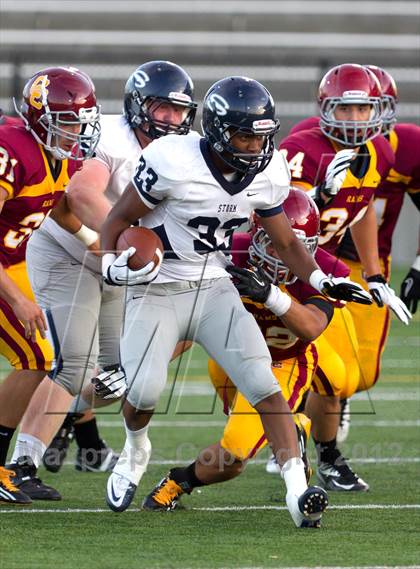 Thumbnail 2 in Central Catholic vs. Skyview photogallery.