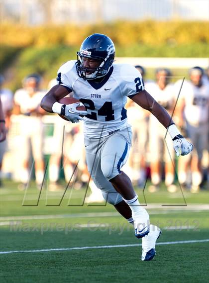 Thumbnail 2 in Central Catholic vs. Skyview photogallery.