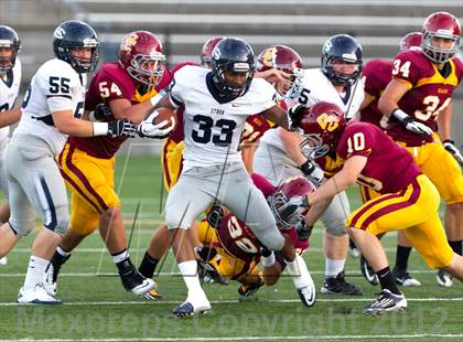 Thumbnail 1 in Central Catholic vs. Skyview photogallery.