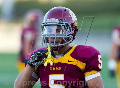 Thumbnail 3 in Central Catholic vs. Skyview photogallery.