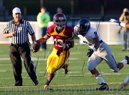 Thumbnail 3 in Central Catholic vs. Skyview photogallery.