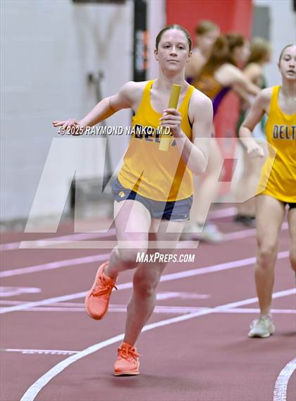 Thumbnail 1 in Owl Invite HSR Qualifier (4 x 800M Relay)  photogallery.