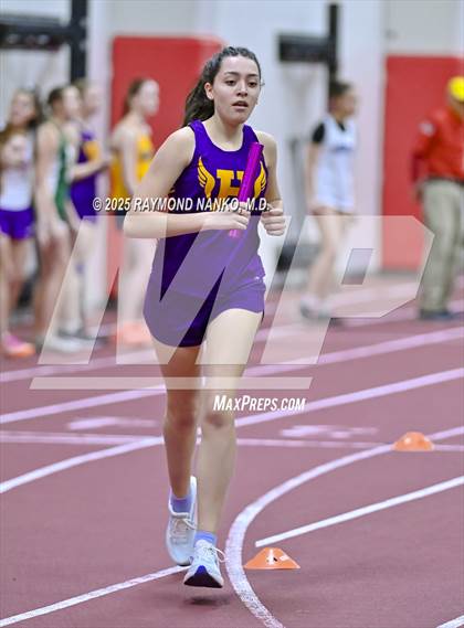 Thumbnail 2 in Owl Invite HSR Qualifier (4 x 800M Relay)  photogallery.