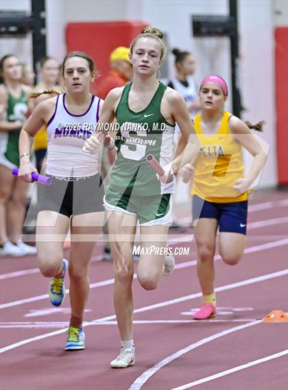 Thumbnail 1 in Owl Invite HSR Qualifier (4 x 800M Relay)  photogallery.