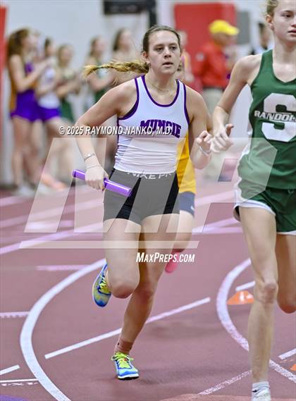 Thumbnail 3 in Owl Invite HSR Qualifier (4 x 800M Relay)  photogallery.