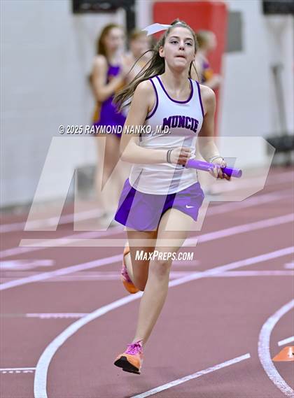 Thumbnail 2 in Owl Invite HSR Qualifier (4 x 800M Relay)  photogallery.