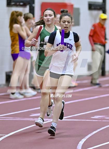 Thumbnail 1 in Owl Invite HSR Qualifier (4 x 800M Relay)  photogallery.