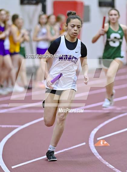 Thumbnail 3 in Owl Invite HSR Qualifier (4 x 800M Relay)  photogallery.