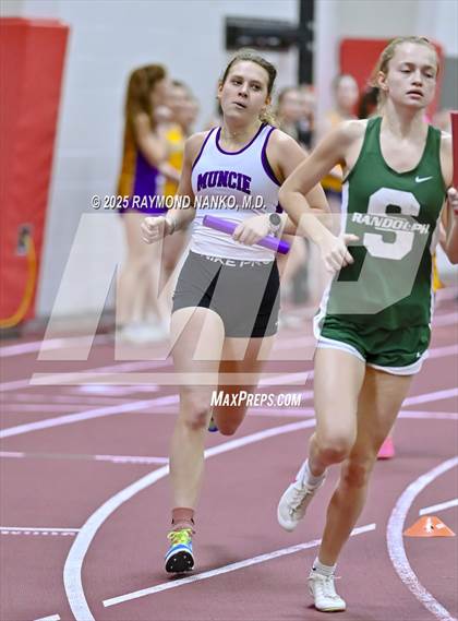 Thumbnail 1 in Owl Invite HSR Qualifier (4 x 800M Relay)  photogallery.