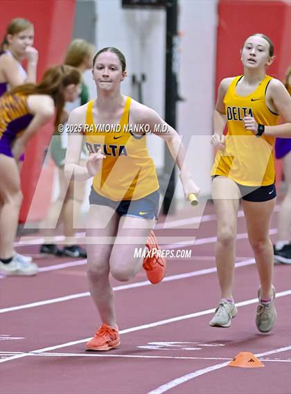 Thumbnail 3 in Owl Invite HSR Qualifier (4 x 800M Relay)  photogallery.