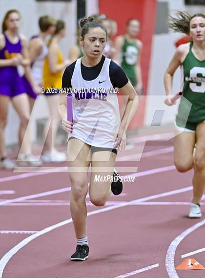 Thumbnail 2 in Owl Invite HSR Qualifier (4 x 800M Relay)  photogallery.