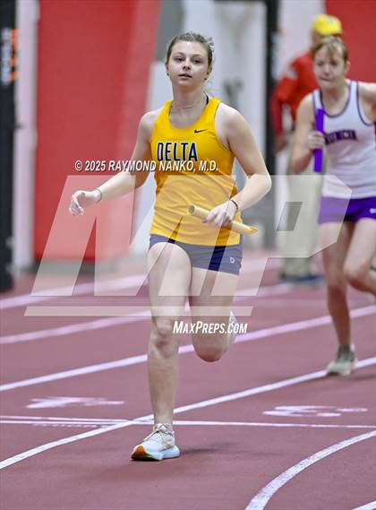 Thumbnail 1 in Owl Invite HSR Qualifier (4 x 800M Relay)  photogallery.