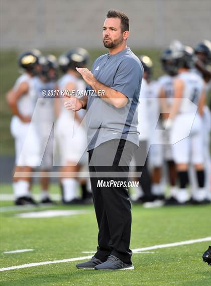 Thumbnail 3 in Krum vs Pleasant Grove photogallery.