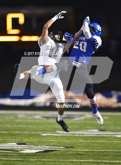 Thumbnail 3 in Krum vs Pleasant Grove photogallery.