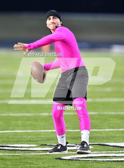 Thumbnail 3 in Krum vs Pleasant Grove photogallery.