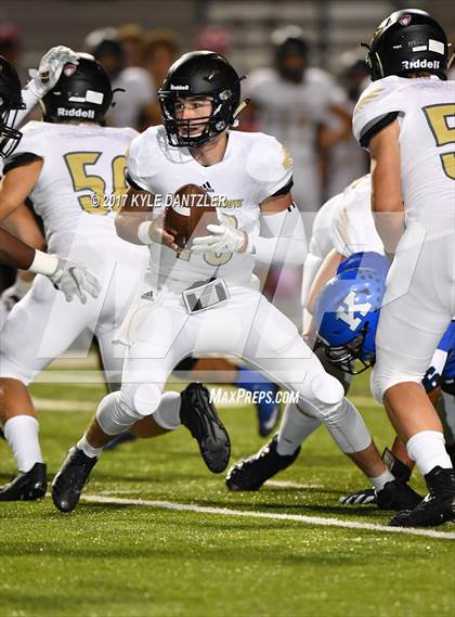 Thumbnail 3 in Krum vs Pleasant Grove photogallery.
