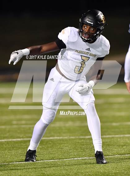 Thumbnail 2 in Krum vs Pleasant Grove photogallery.