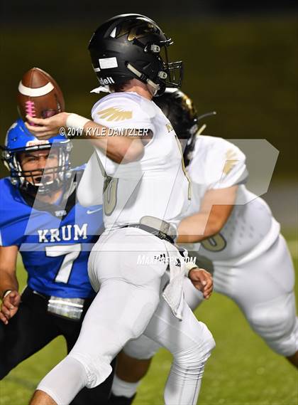 Thumbnail 2 in Krum vs Pleasant Grove photogallery.