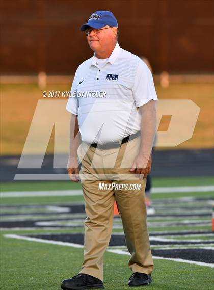 Thumbnail 2 in Krum vs Pleasant Grove photogallery.