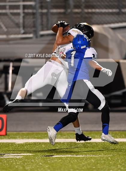 Thumbnail 2 in Krum vs Pleasant Grove photogallery.