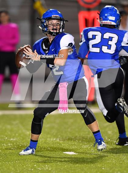 Thumbnail 3 in Krum vs Pleasant Grove photogallery.