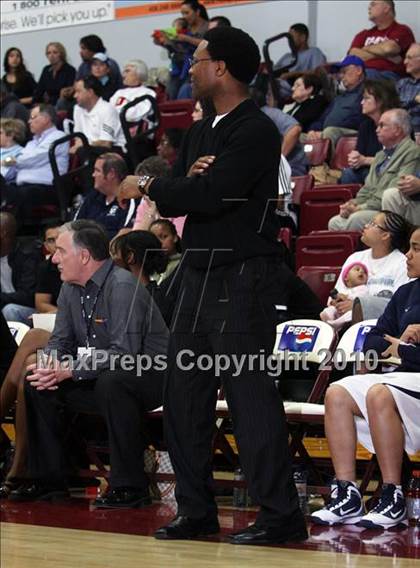 Thumbnail 2 in St. Ignatius vs. Valley Christian (CIF CCS D3 Final) photogallery.