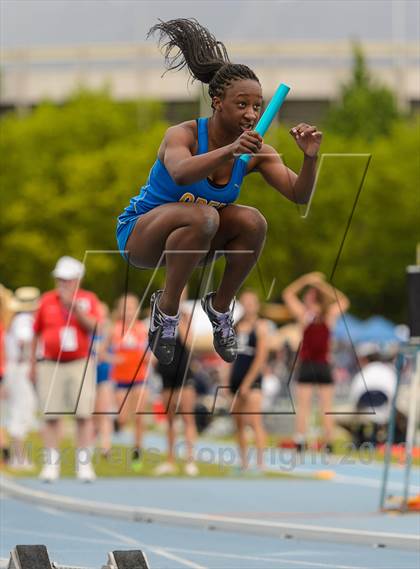 Thumbnail 2 in UHSAA 4A Track and Field Championships photogallery.