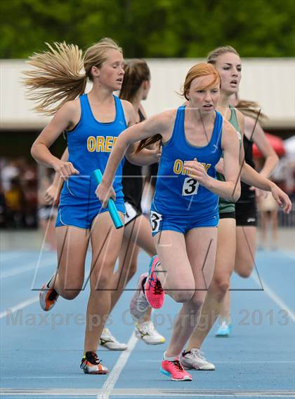 Thumbnail 3 in UHSAA 4A Track and Field Championships photogallery.