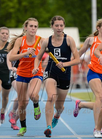 Thumbnail 3 in UHSAA 4A Track and Field Championships photogallery.