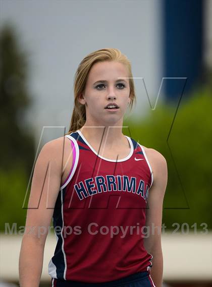 Thumbnail 1 in UHSAA 4A Track and Field Championships photogallery.