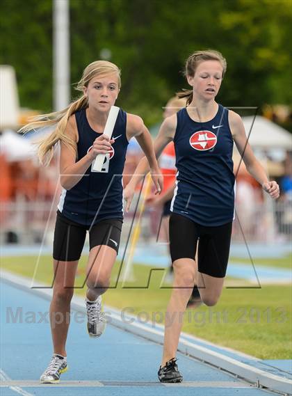 Thumbnail 1 in UHSAA 4A Track and Field Championships photogallery.