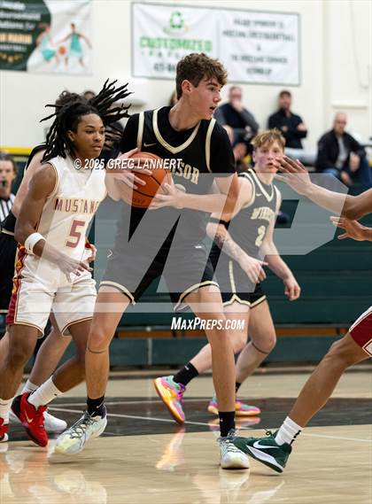 Thumbnail 2 in Lincoln vs. Windsor (MLK-John Lewis Memorial Tournament) photogallery.