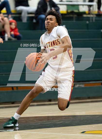 Thumbnail 1 in Lincoln vs. Windsor (MLK-John Lewis Memorial Tournament) photogallery.