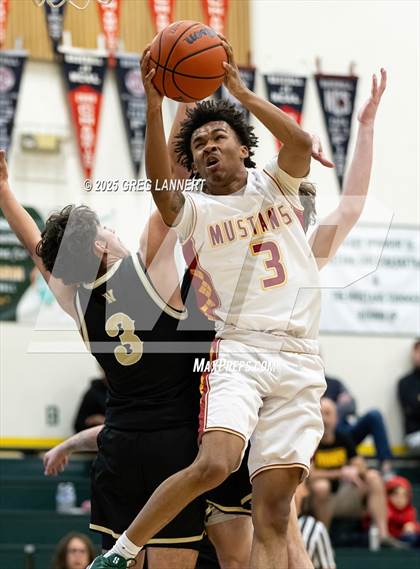 Thumbnail 3 in Lincoln vs. Windsor (MLK-John Lewis Memorial Tournament) photogallery.