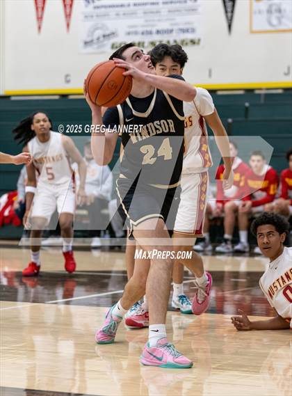 Thumbnail 3 in Lincoln vs. Windsor (MLK-John Lewis Memorial Tournament) photogallery.