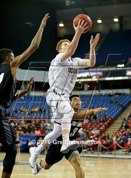 Thumbnail 1 in Central Catholic vs West Campus (CIF SJS D4 Final) photogallery.