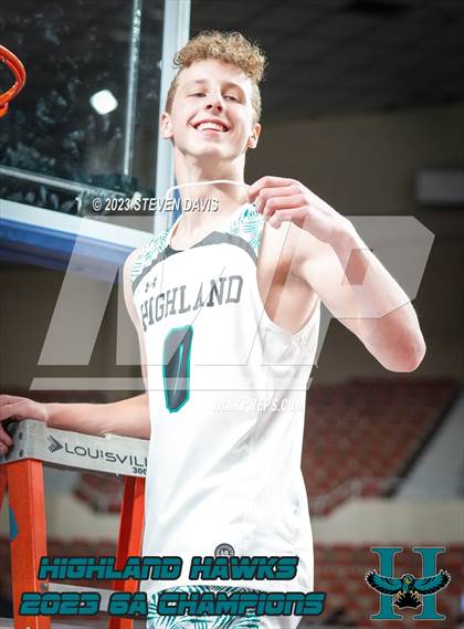 Thumbnail 2 in Brophy College Prep @ Highland (AIA 6A Final Awards) photogallery.