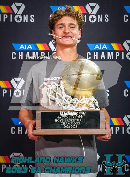 Thumbnail 1 in Brophy College Prep @ Highland (AIA 6A Final Awards) photogallery.