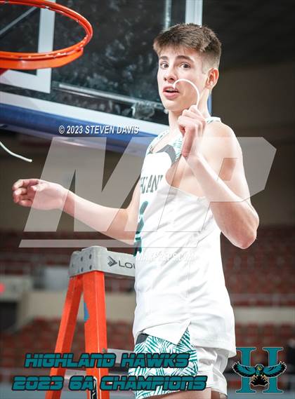 Thumbnail 2 in Brophy College Prep @ Highland (AIA 6A Final Awards) photogallery.