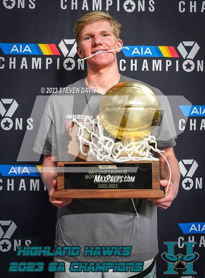 Thumbnail 2 in Brophy College Prep @ Highland (AIA 6A Final Awards) photogallery.