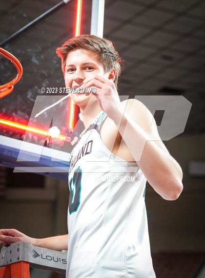 Thumbnail 1 in Brophy College Prep @ Highland (AIA 6A Final Awards) photogallery.