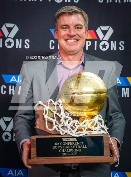Thumbnail 1 in Brophy College Prep @ Highland (AIA 6A Final Awards) photogallery.